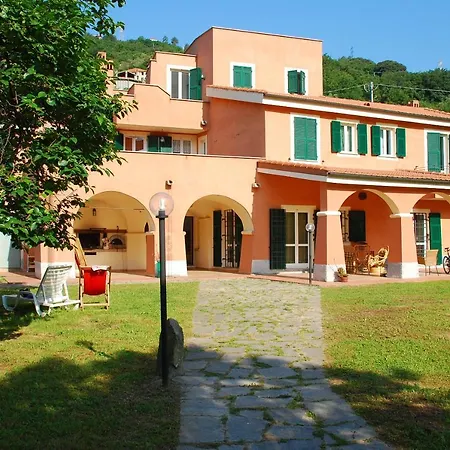 Il Pozzo e il Melograno-3